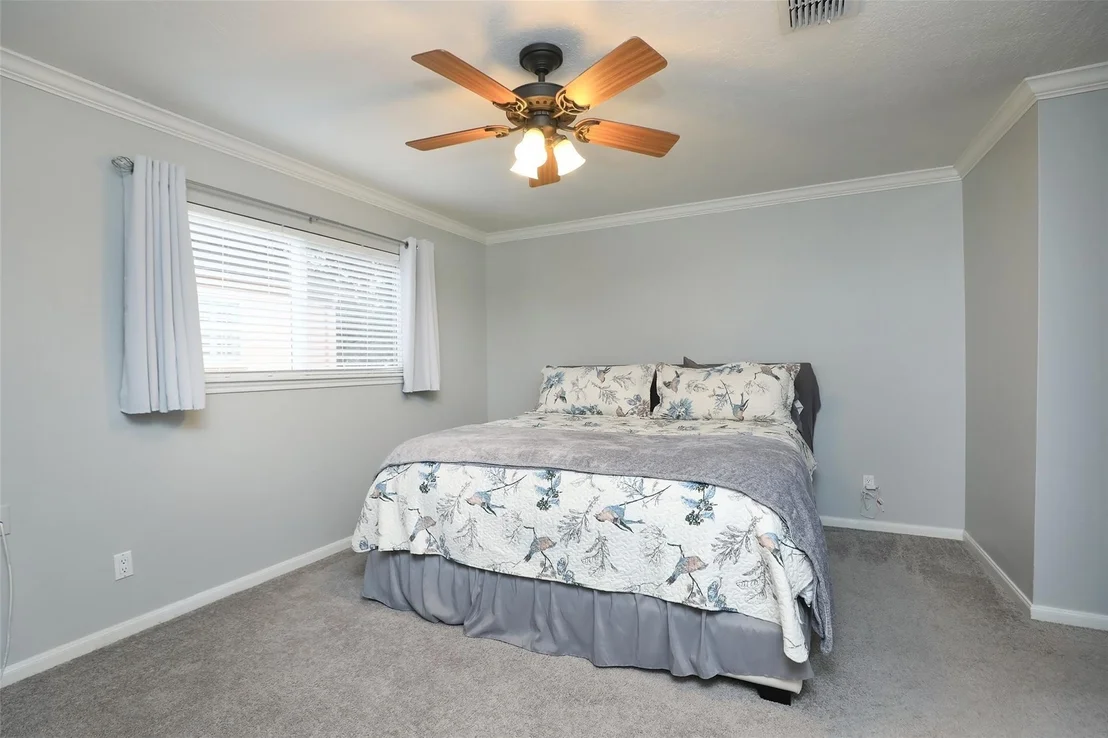 Photo of 6235 Rolling Water Drive