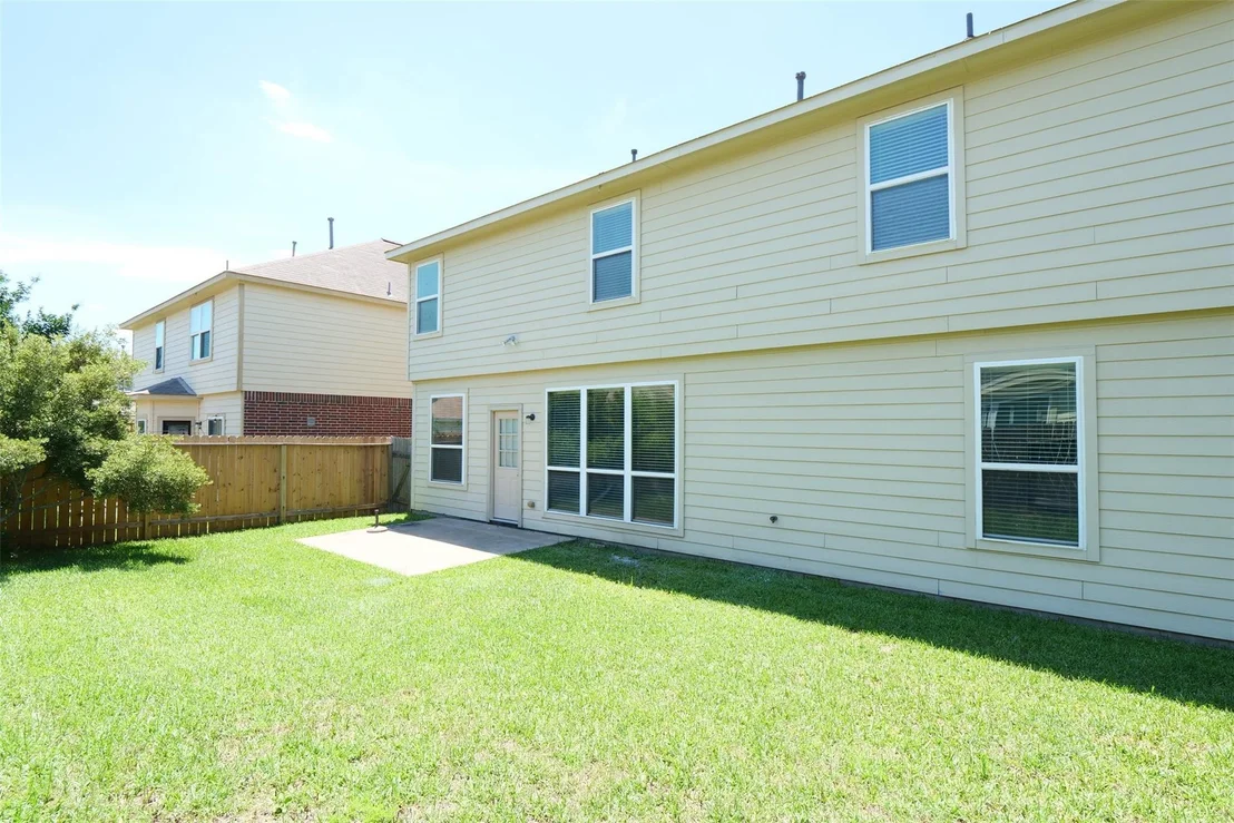 Photo of 4934 Hackamore Brook Court