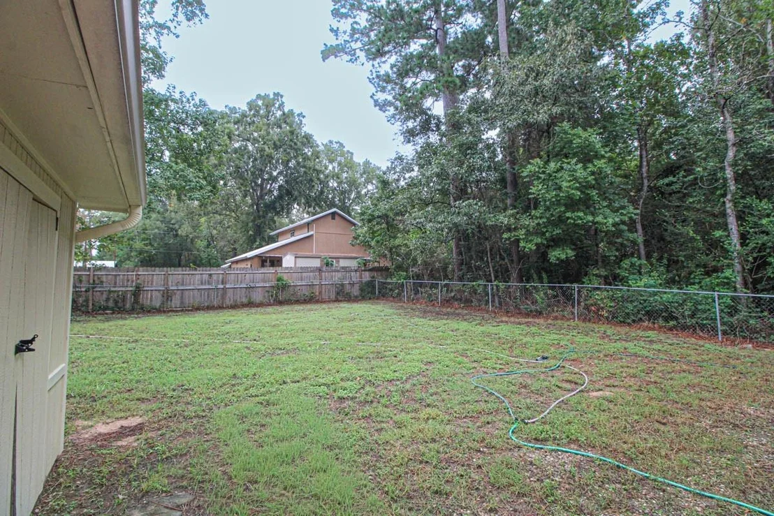 Photo of 345 Cherokee Lane