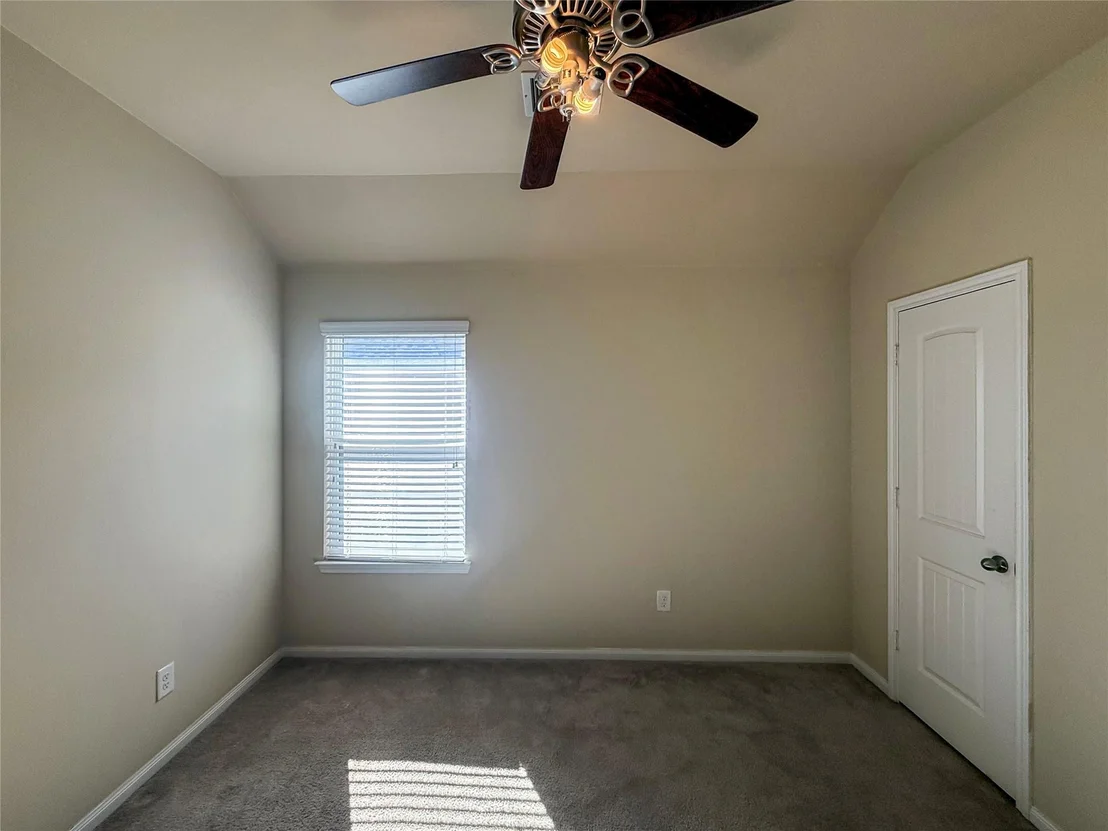 Photo of 1610 Mason Knights Drive