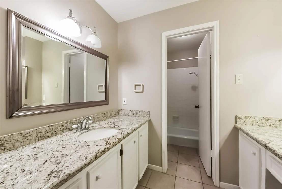 Photo of 1811 Rushbrook Drive