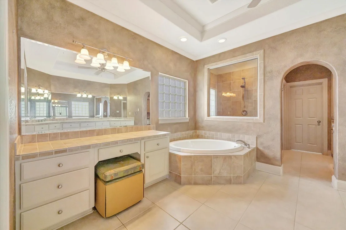 Photo of 604 Harborside Way