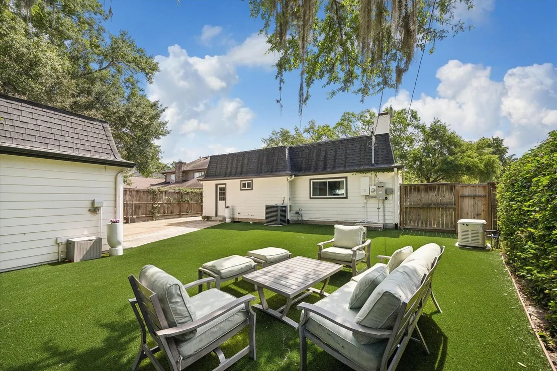 Photo of 215 Greenpark Drive
