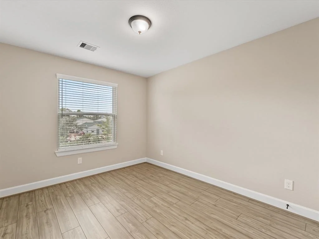 Photo of 1106 Adele Street