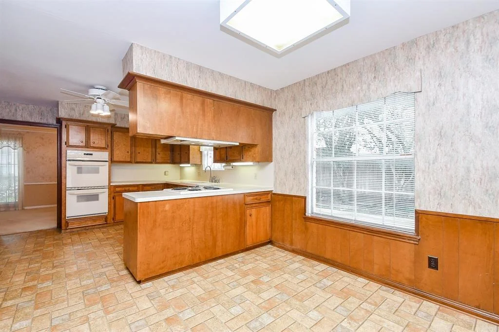Photo of 14626 Carolcrest Drive