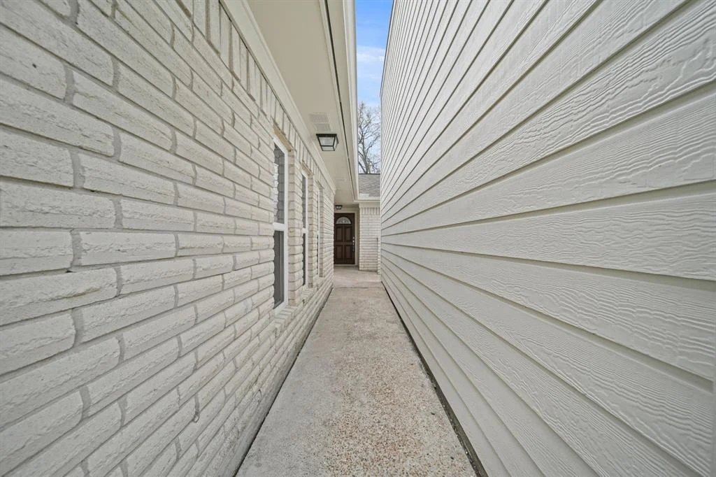 Photo of 15906 Brookford Drive