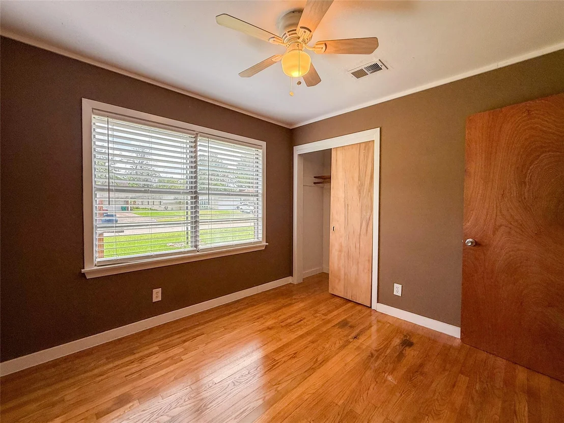 Photo of 3321 Tanglebriar Drive