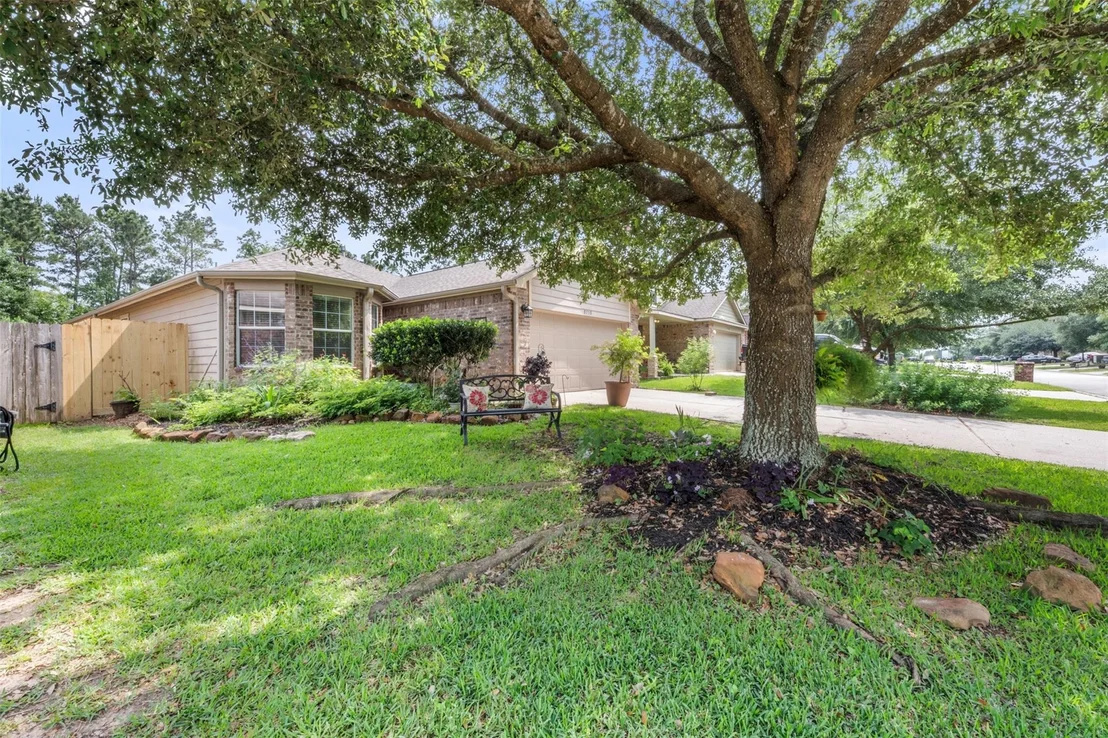 Photo of 9750 Gulfstream Drive