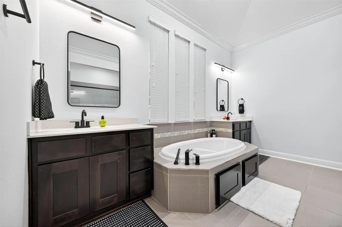 Photo of 46 Sundown Ridge Place