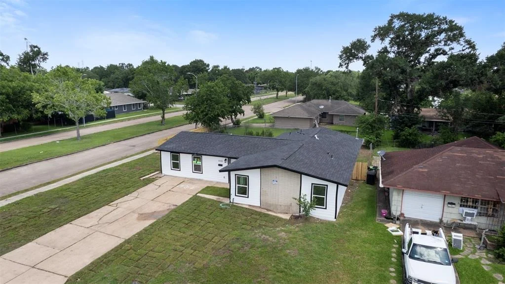 Photo of 6155 Ridgeway Drive