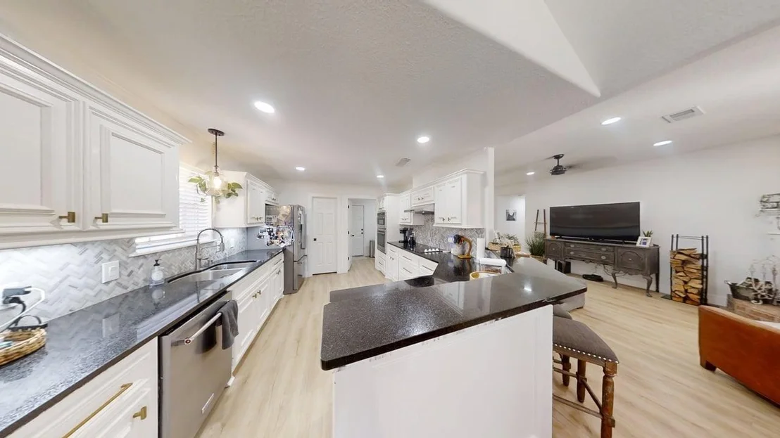 Photo of 13934 Dolphin Drive