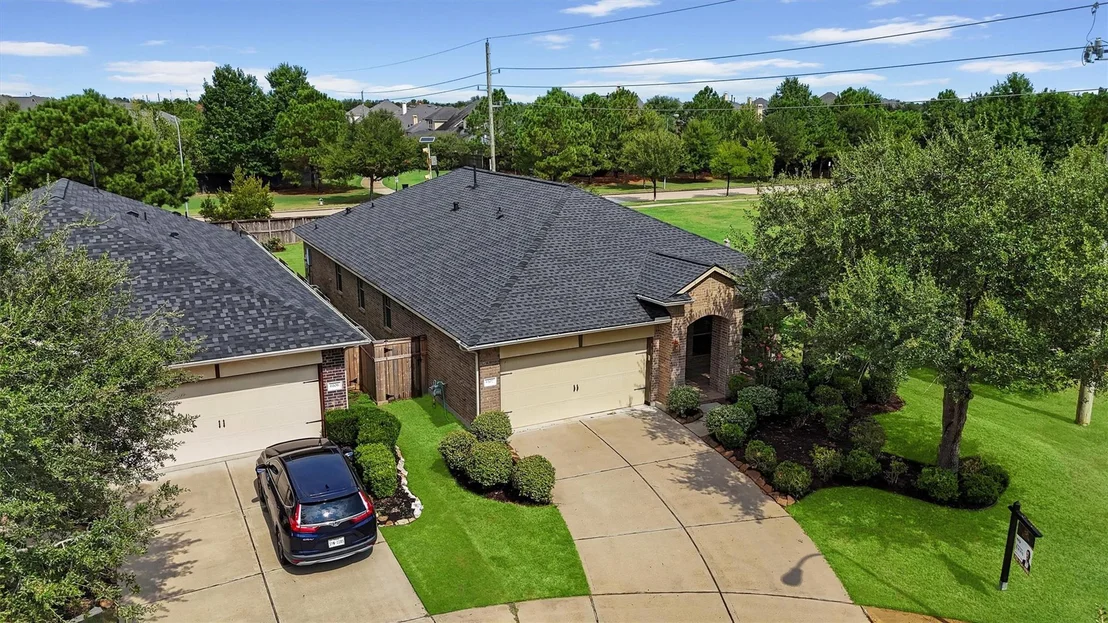 Photo of 6102 Harmony Park Lane