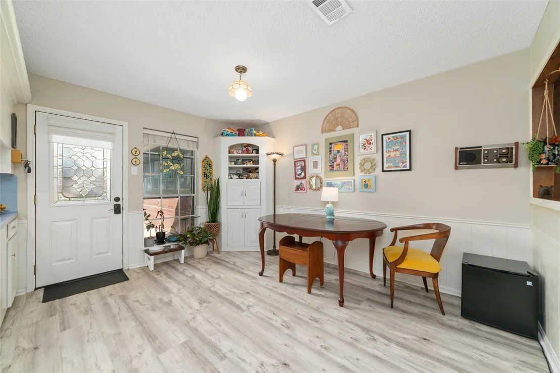 Photo of 5930 Old Lodge Drive