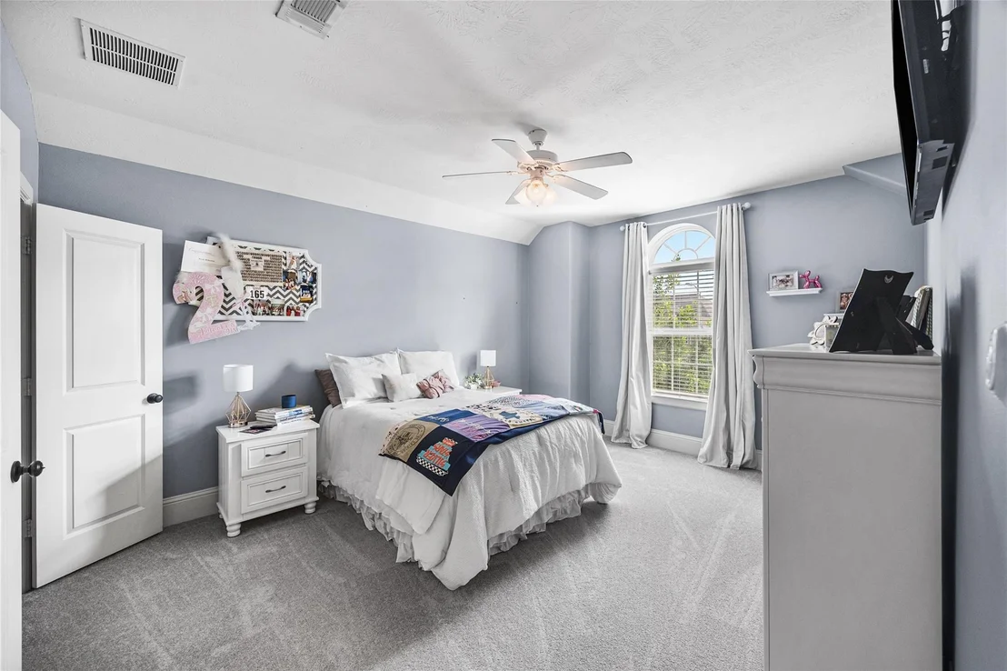 Photo of 12902 Arlington Meadows Lane