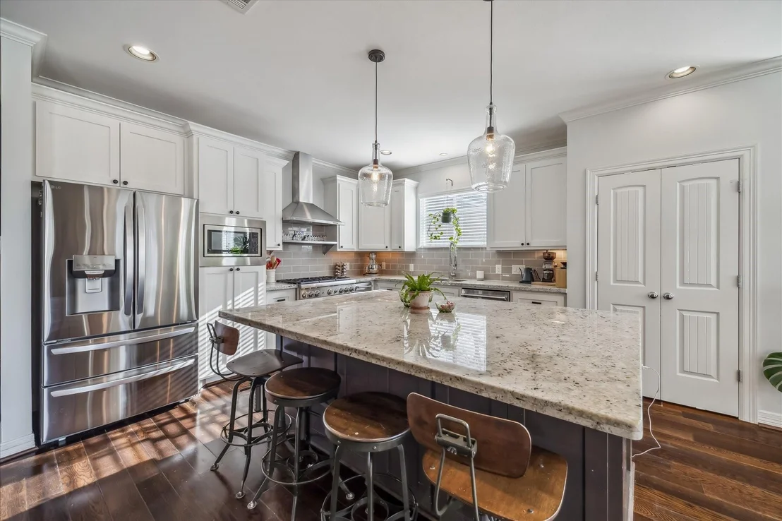 Photo of 1430 Chamboard Lane