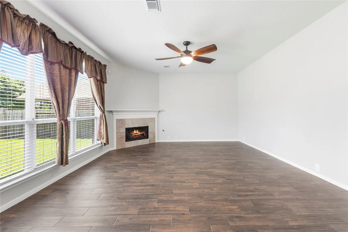 Photo of 1242 Deerbrook Drive