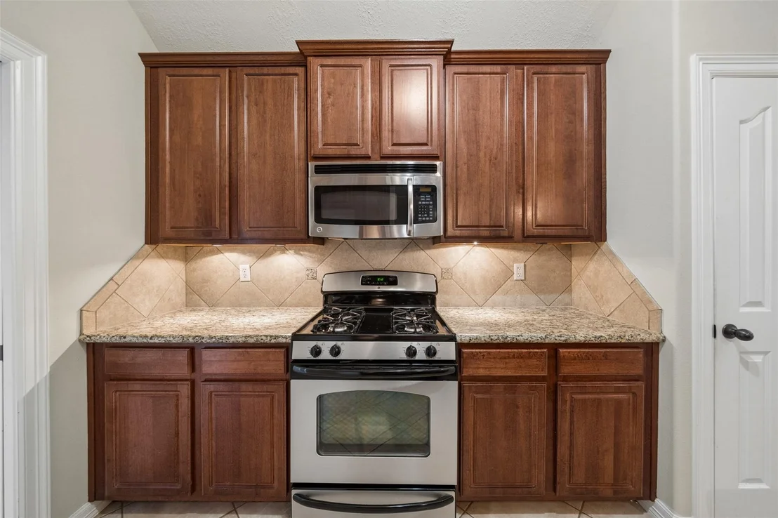 Photo of 7019 Pleasure Lake Drive