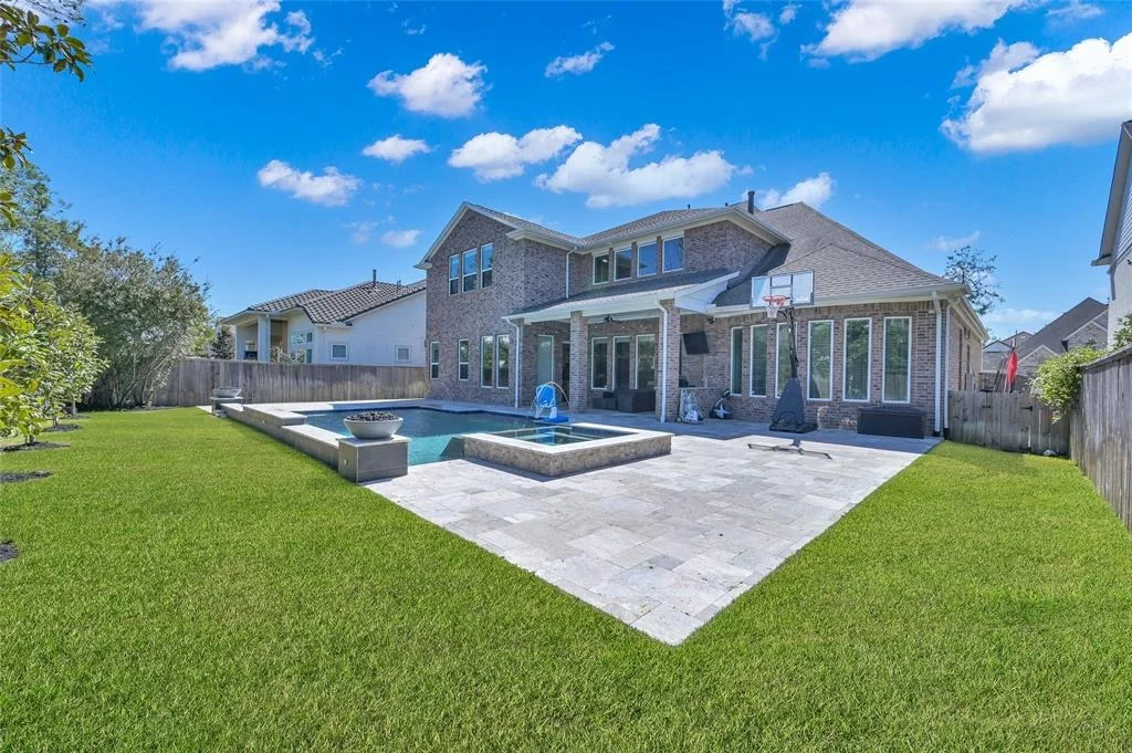 Photo of 18 Woodborough Way