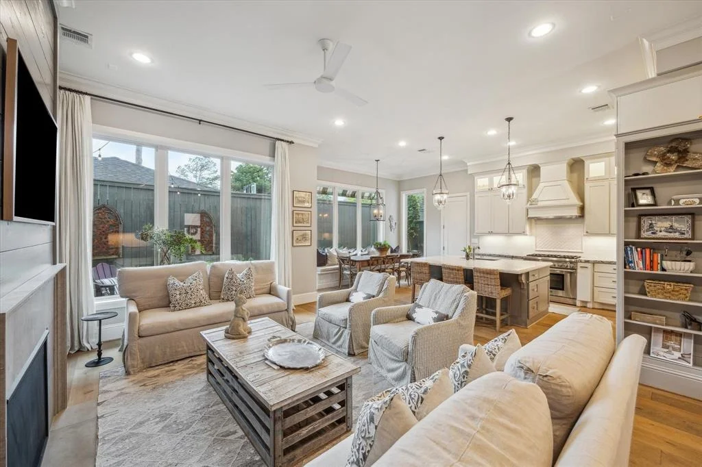 Photo of 1529 Cunningham Parc Lane