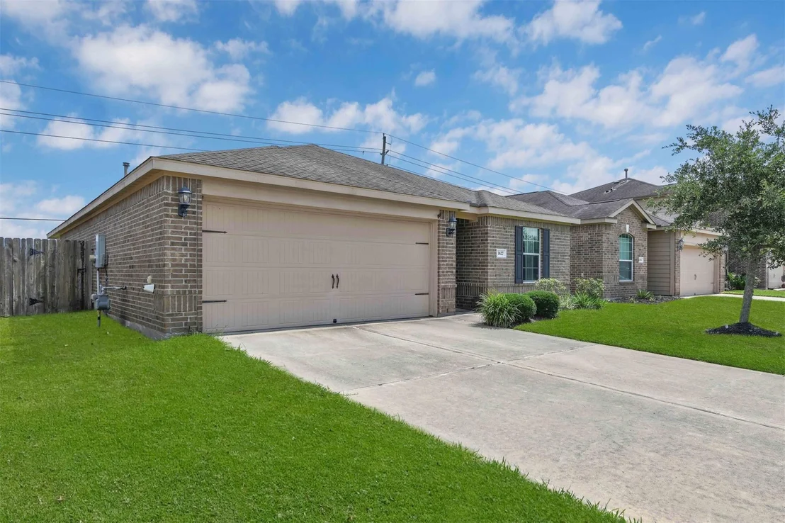 Photo of 1827 Garnet Breeze Drive
