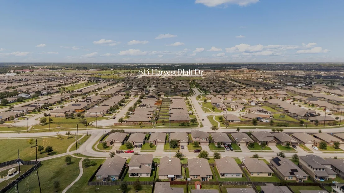 Photo of 614 Harvest Bluff Drive