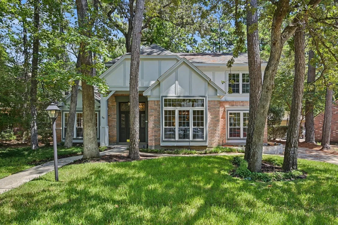 Photo of 98 Breezy Point Place
