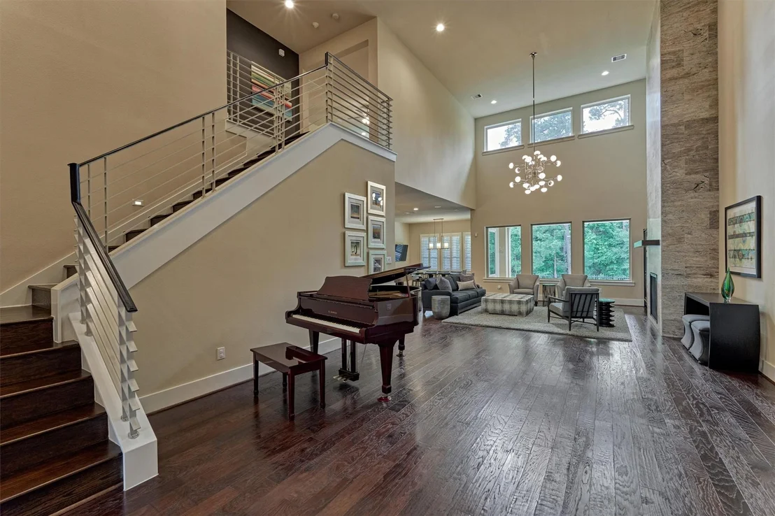 Photo of 35 Pondera Point Drive