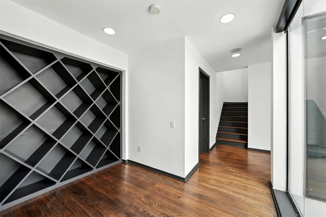Photo of 2019 Mcclendon Street