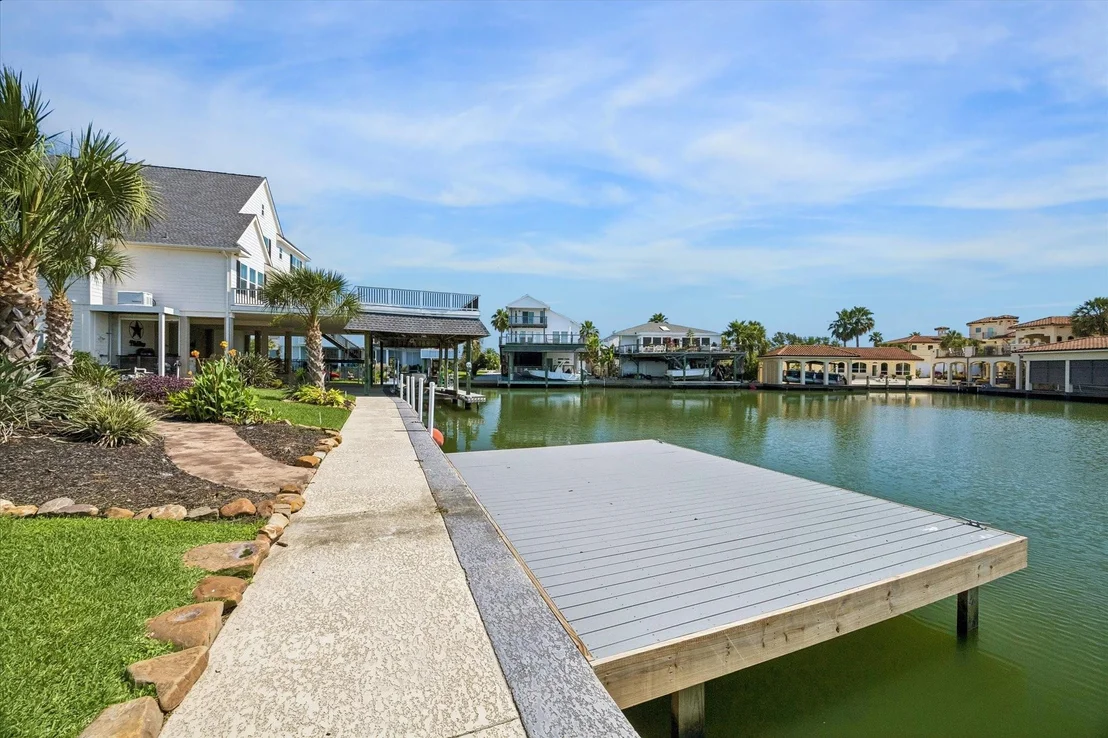 Photo of 218 Catamaran Drive