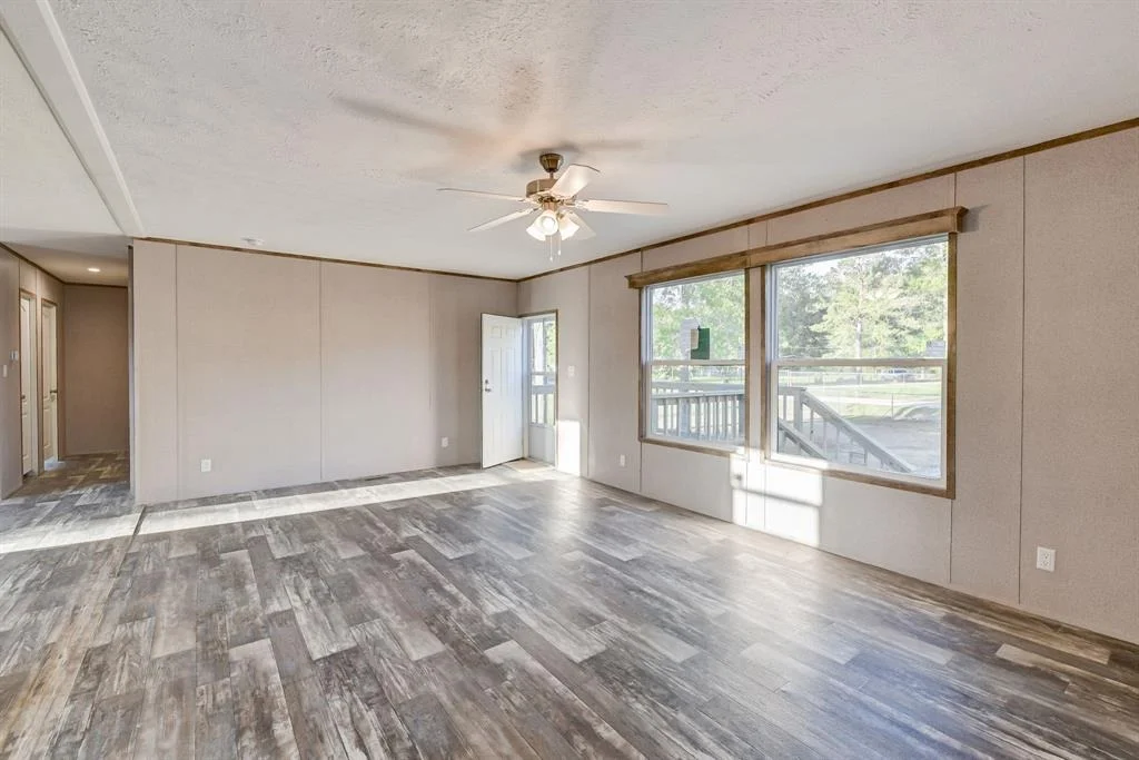 Photo of 421 County Road 4010
