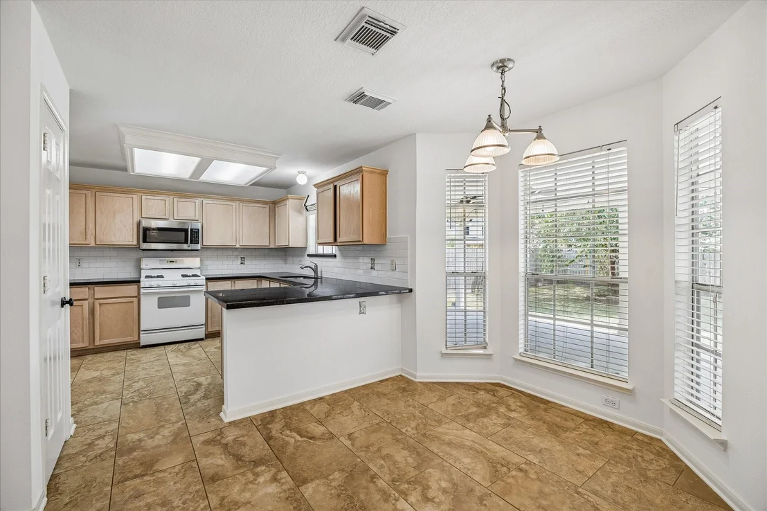 Photo of 734 W Clady Drive