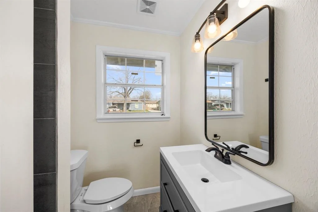 Photo of 203 Allendale Road