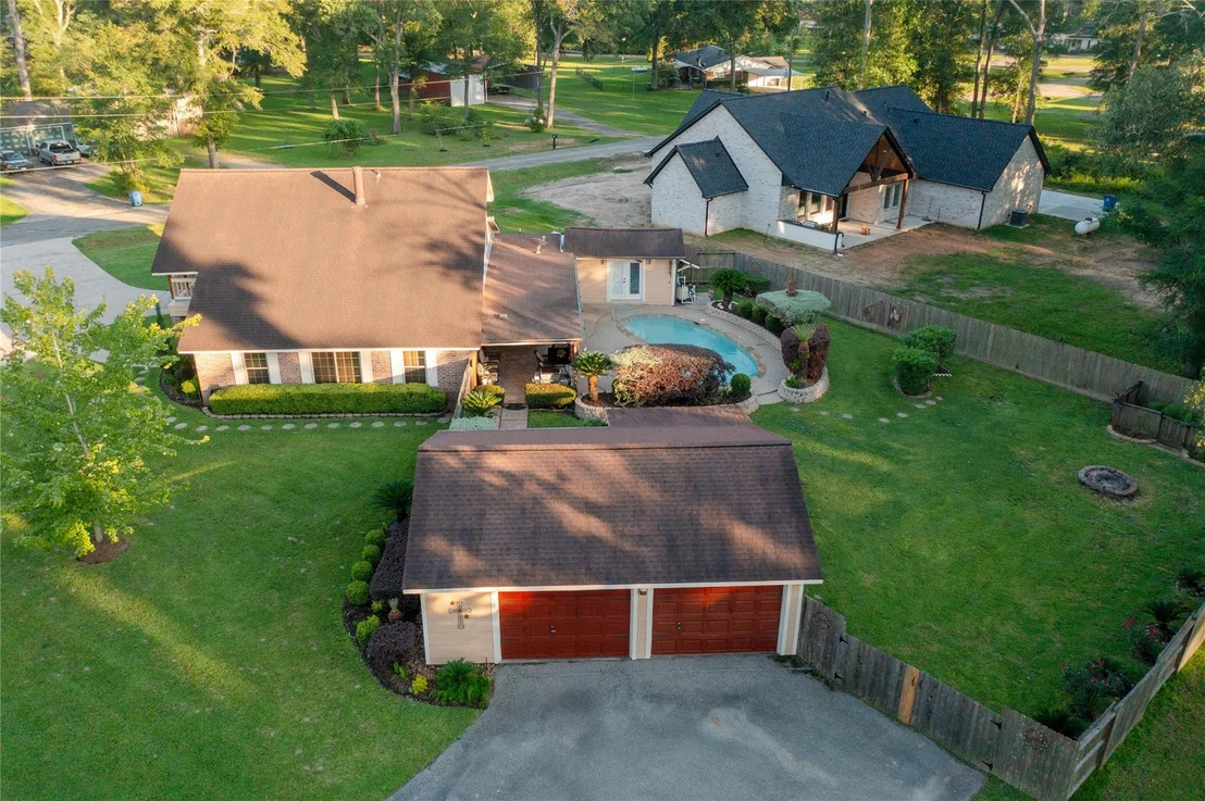 Photo of 360 Hollyglenn Street