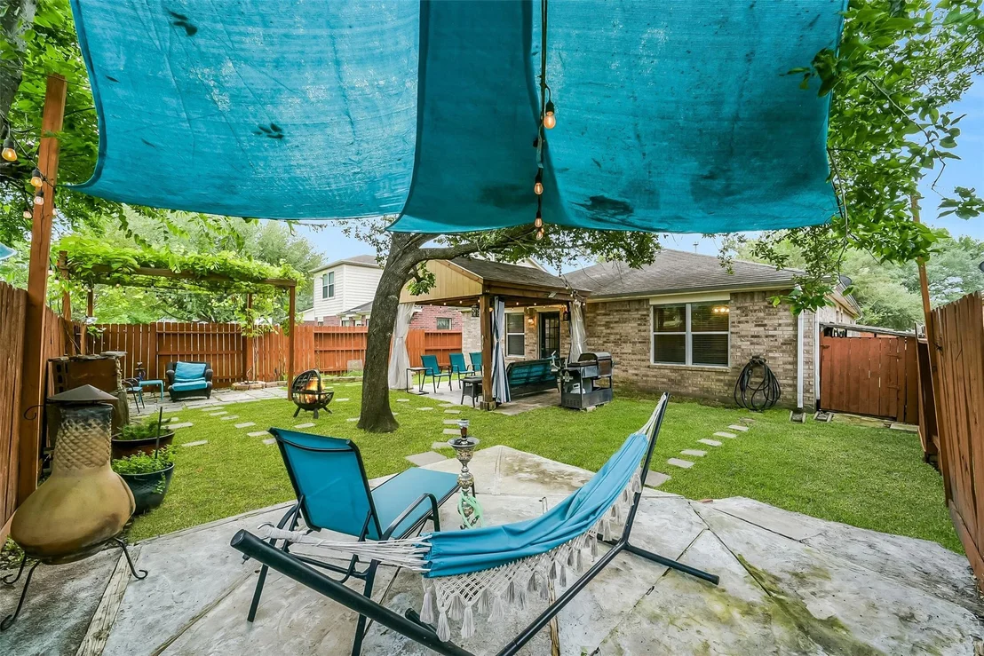 Photo of 17118 Shadow Ledge Drive