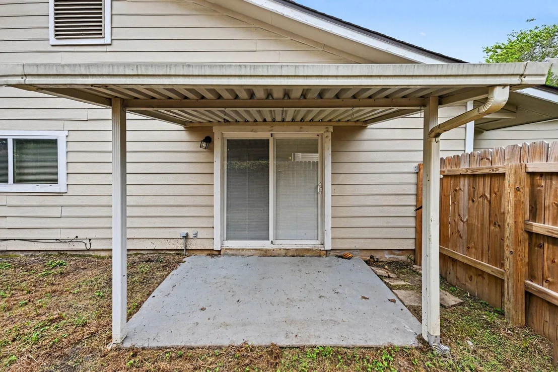 Photo of 8406 Forest Ridge Drive
