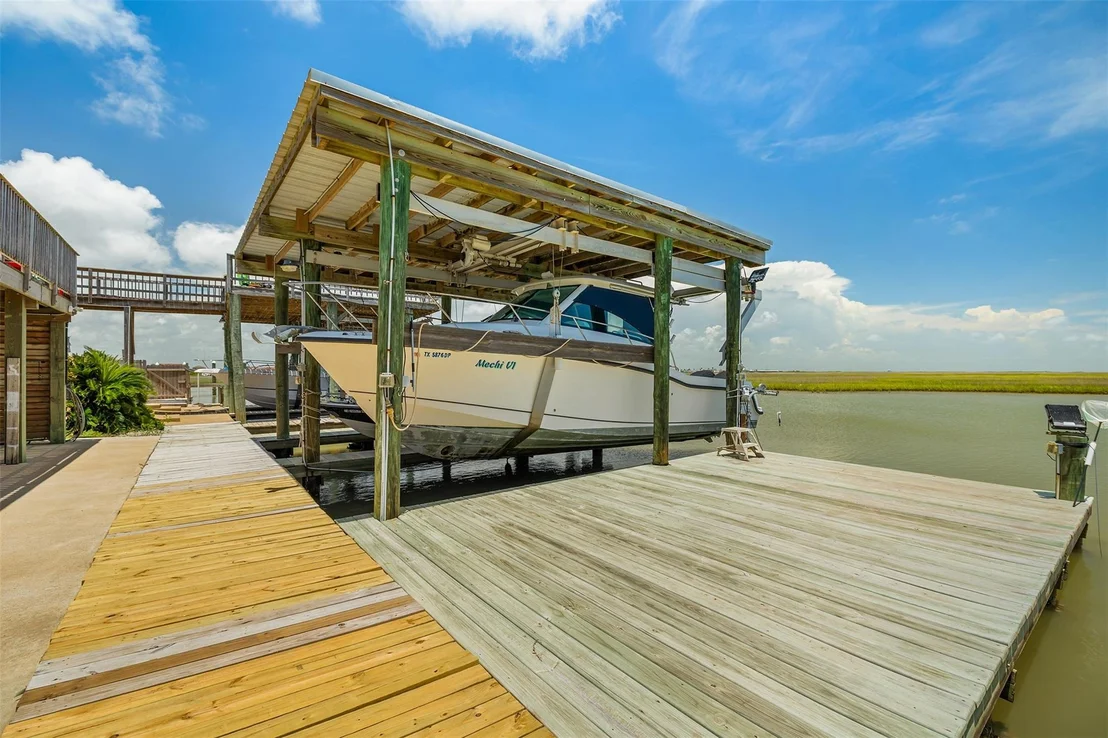 Photo of 513 Swordfish Lane
