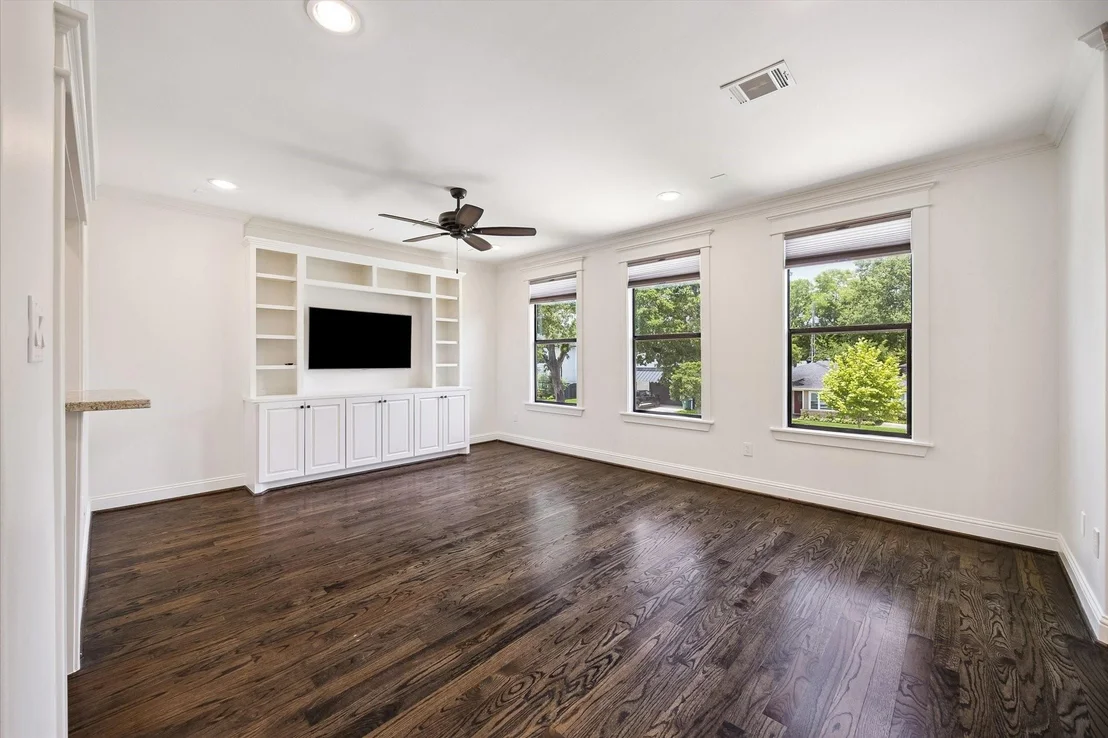 Photo of 1539 Hewitt Drive