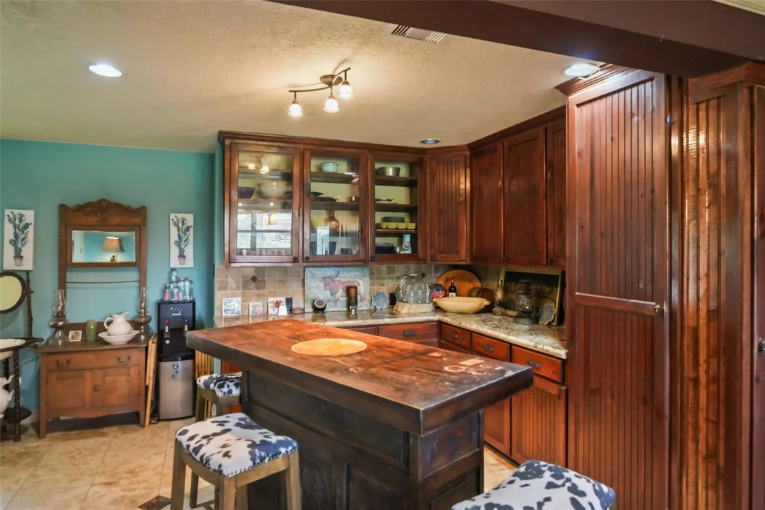 Photo of 34366 Owens Road