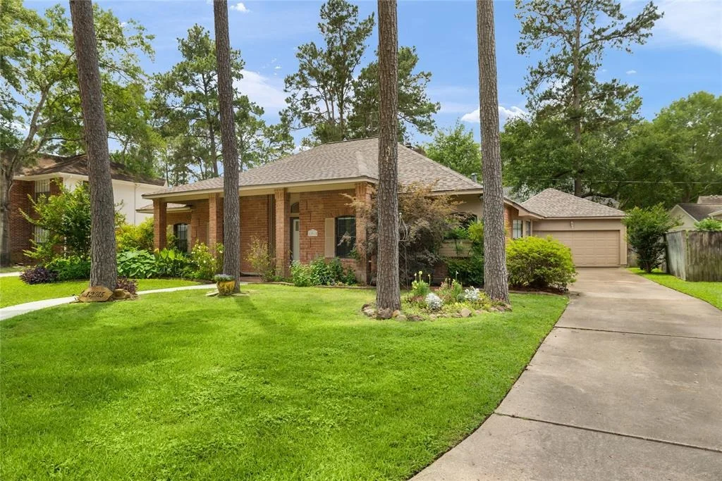 Photo of 12915 Lake Mist Drive