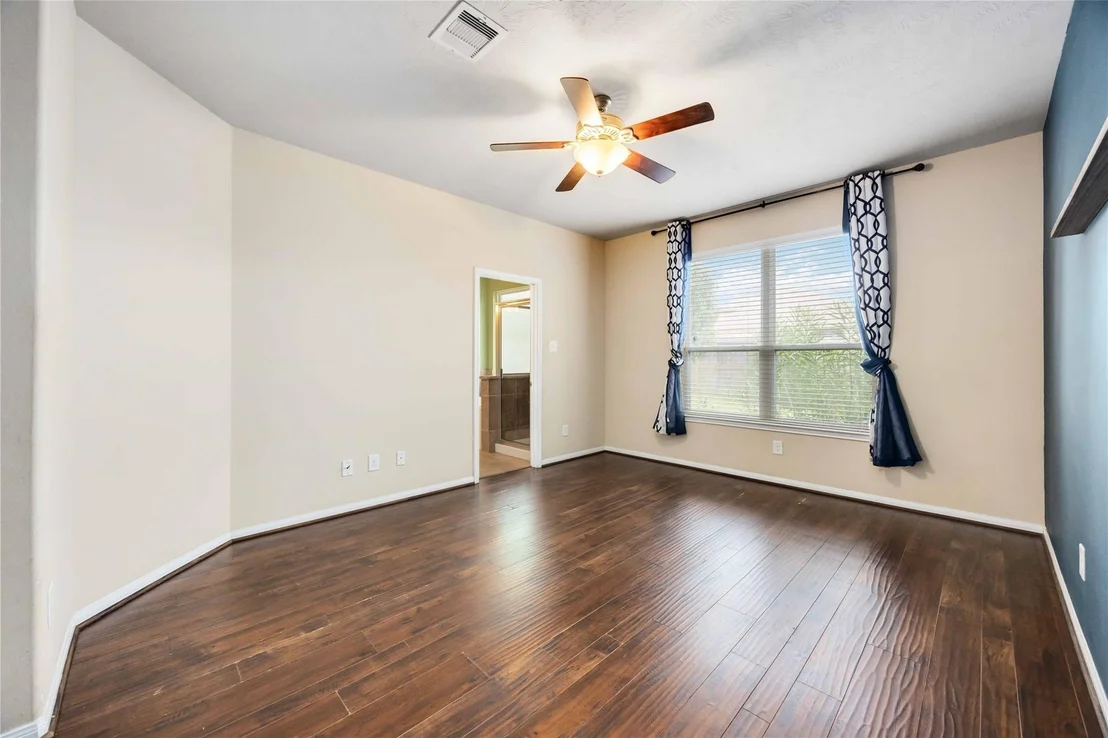 Photo of 21290 Auburn Fields Drive
