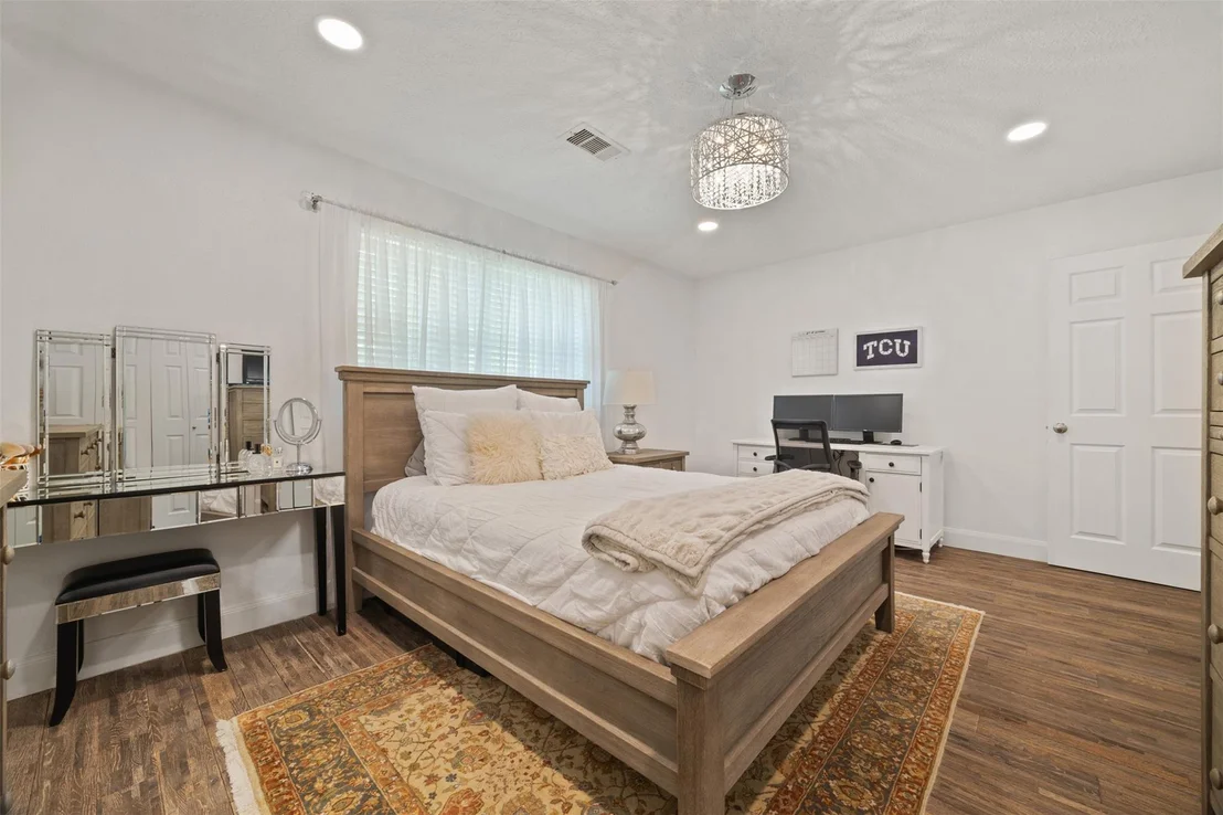 Photo of 971 Curtin Street