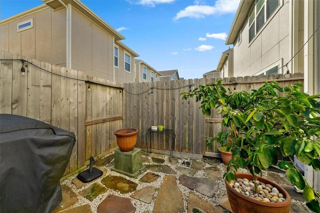 Photo of 5514 Oriente Lane