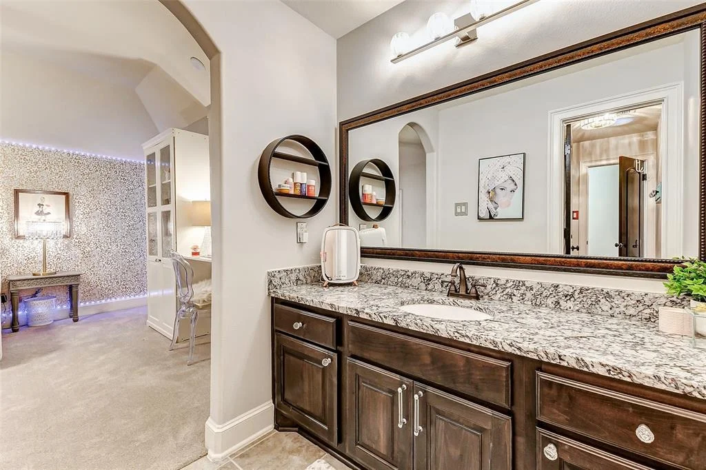 Photo of 30811 Shady Oak Drive