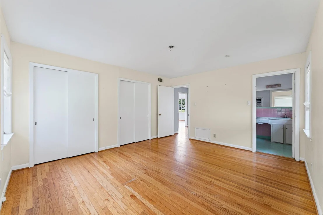 Photo of 3123 Broadmead Drive