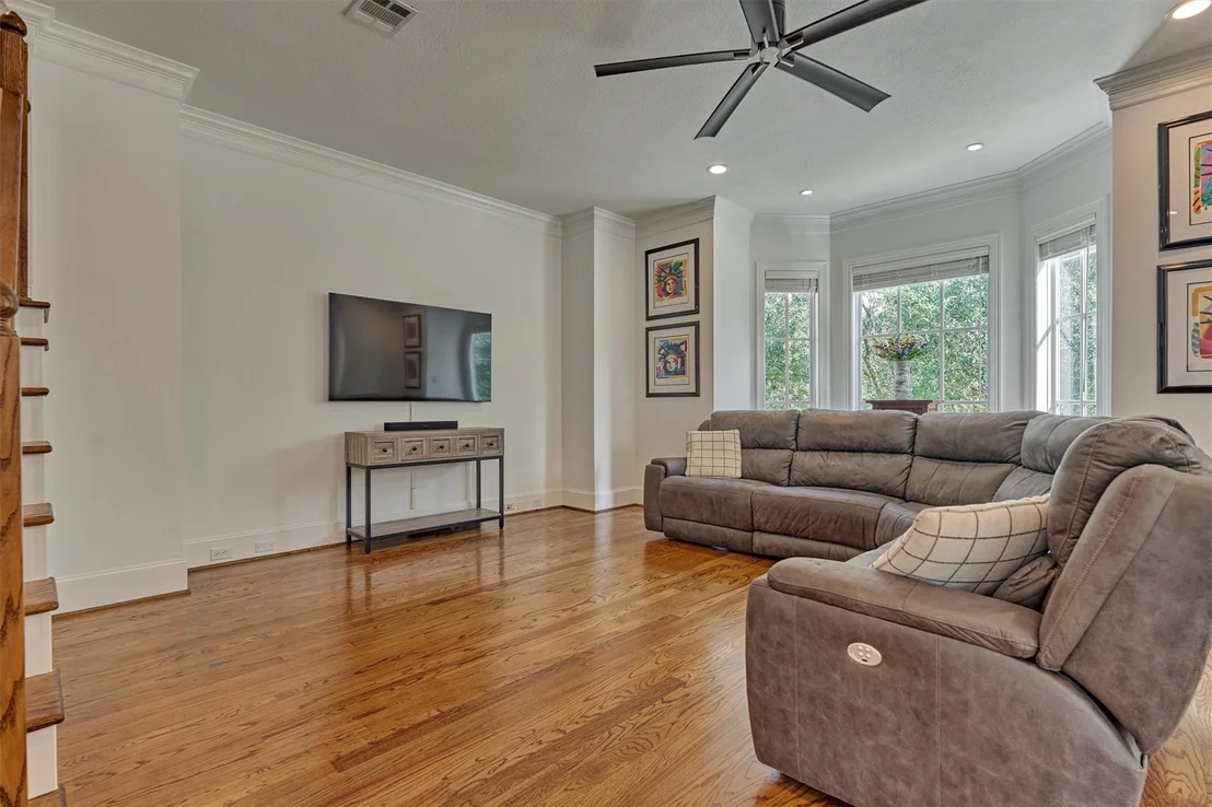 Photo of 83 Colonial Row Drive
