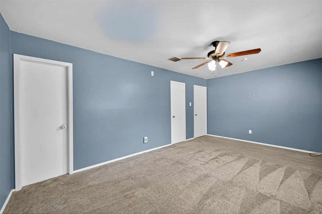 Photo of 6926 Pine Grove Drive