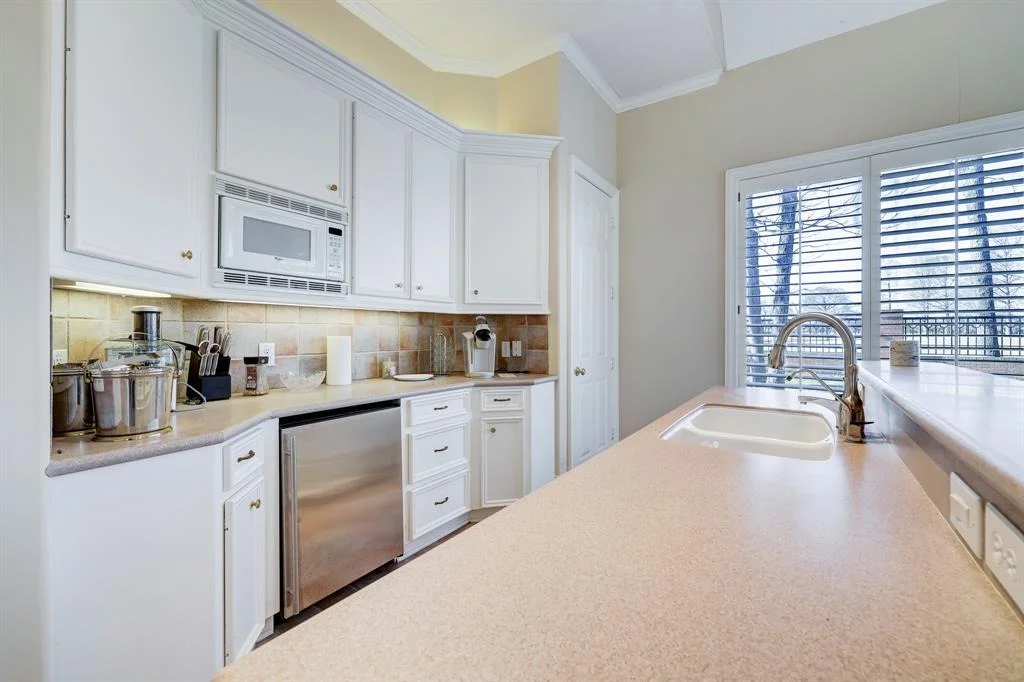 Photo of 25 Beacon Hill