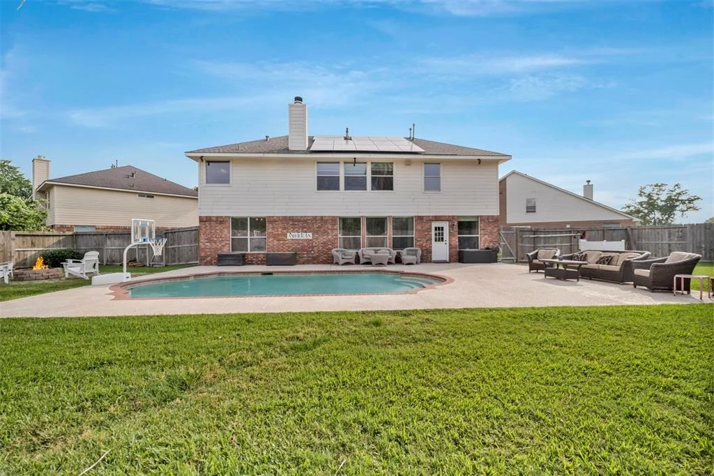 Photo of 18102 Linden Forest Lane