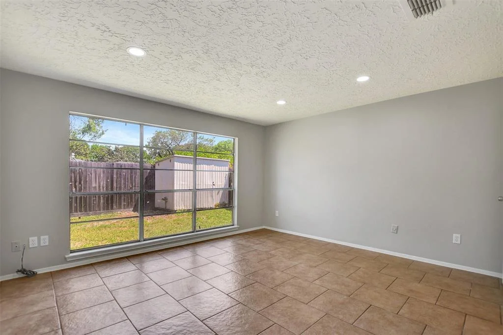 Photo of 6902 Desert Rose Lane