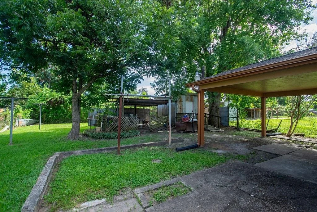 Photo of 8002 Richland Drive